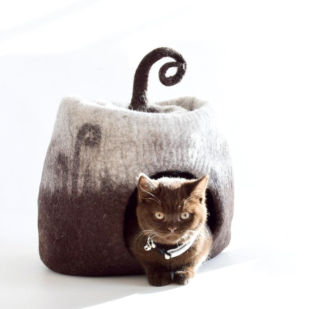 Cat Cave - Brown Fern