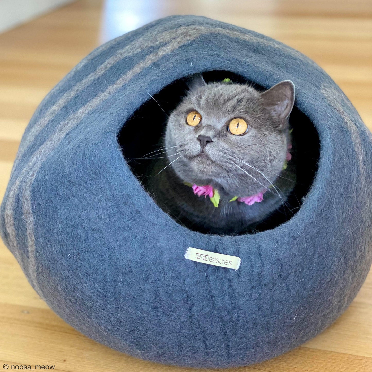 Cat Cave - Dark Grey Brown Stripes Cocoon